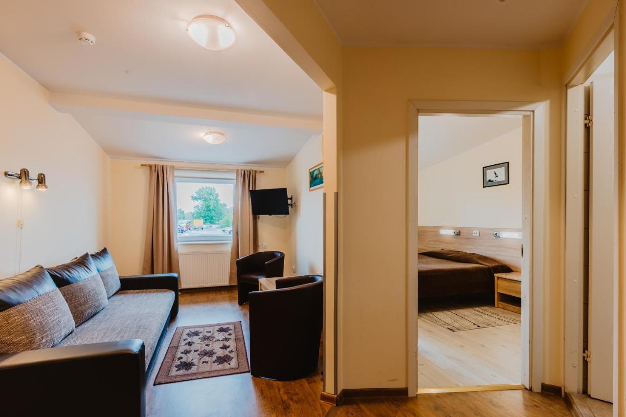 Aleksandri Hotel Tartu Buitenkant foto