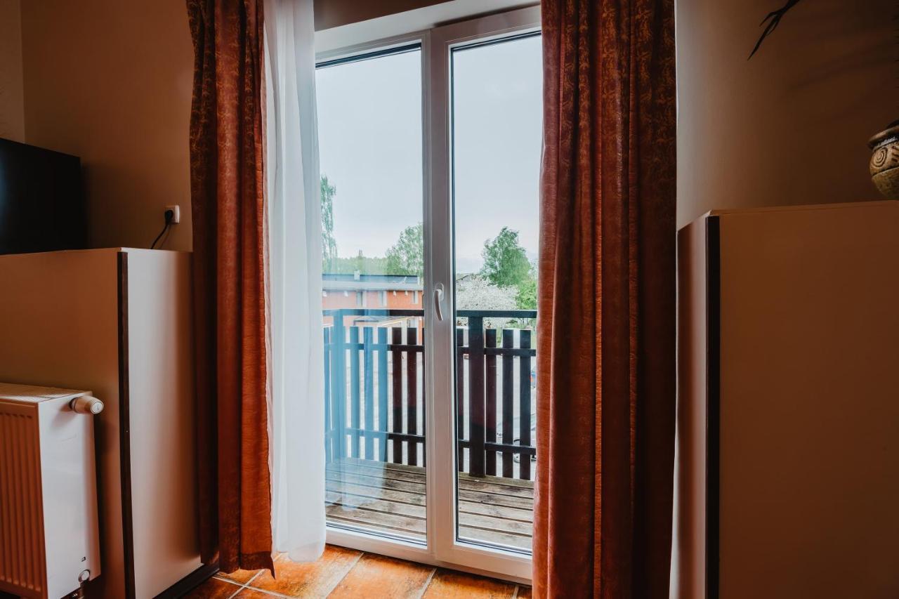 Aleksandri Hotel Tartu Buitenkant foto