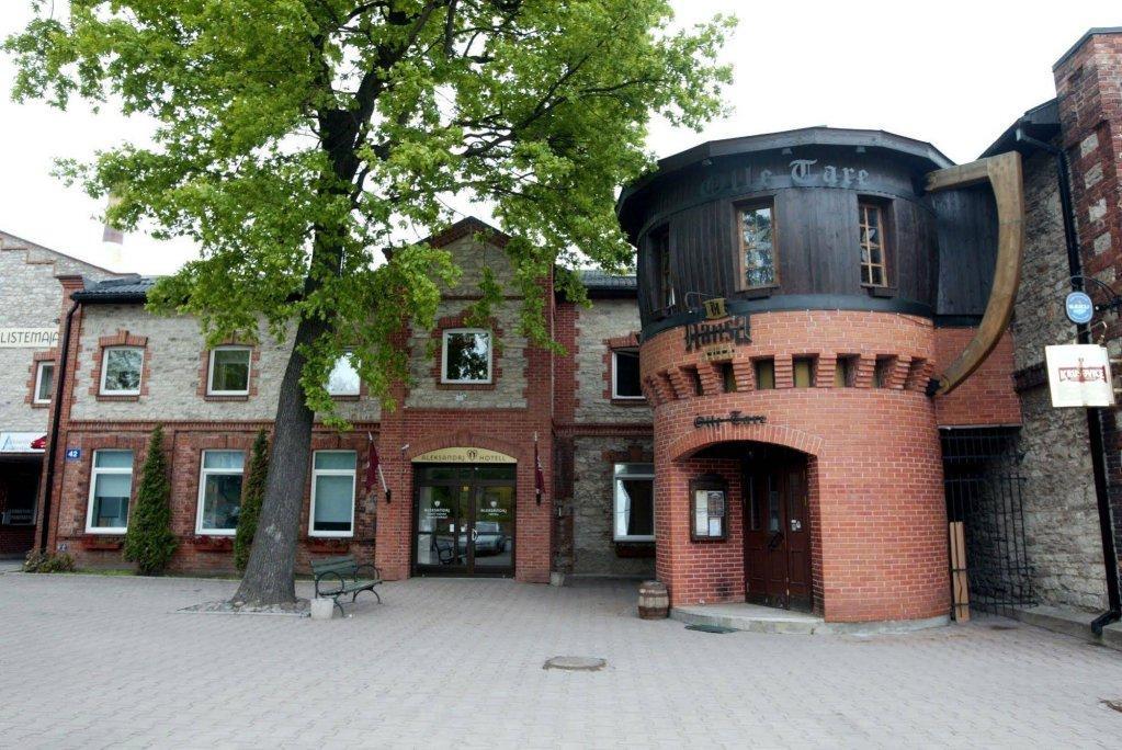 Aleksandri Hotel Tartu Buitenkant foto