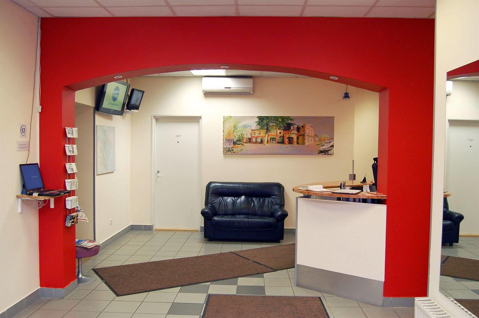 Aleksandri Hotel Tartu Buitenkant foto