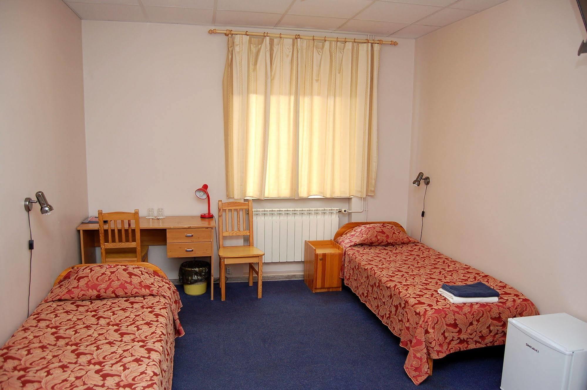 Aleksandri Hotel Tartu Buitenkant foto